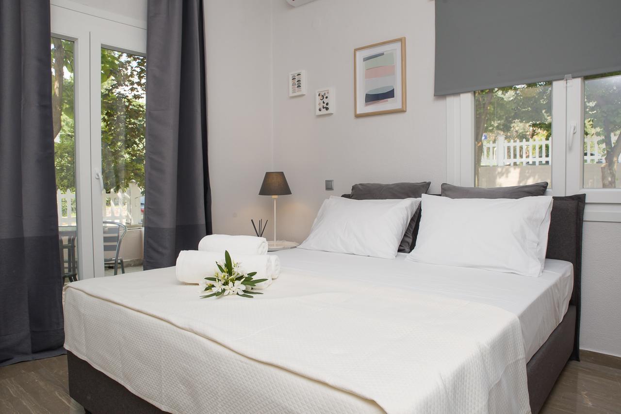 Palio Grey Apartments Палеон-Цифликион Экстерьер фото