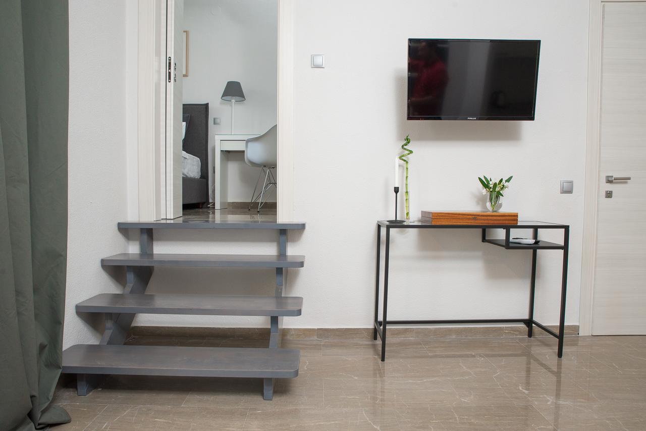 Palio Grey Apartments Палеон-Цифликион Экстерьер фото