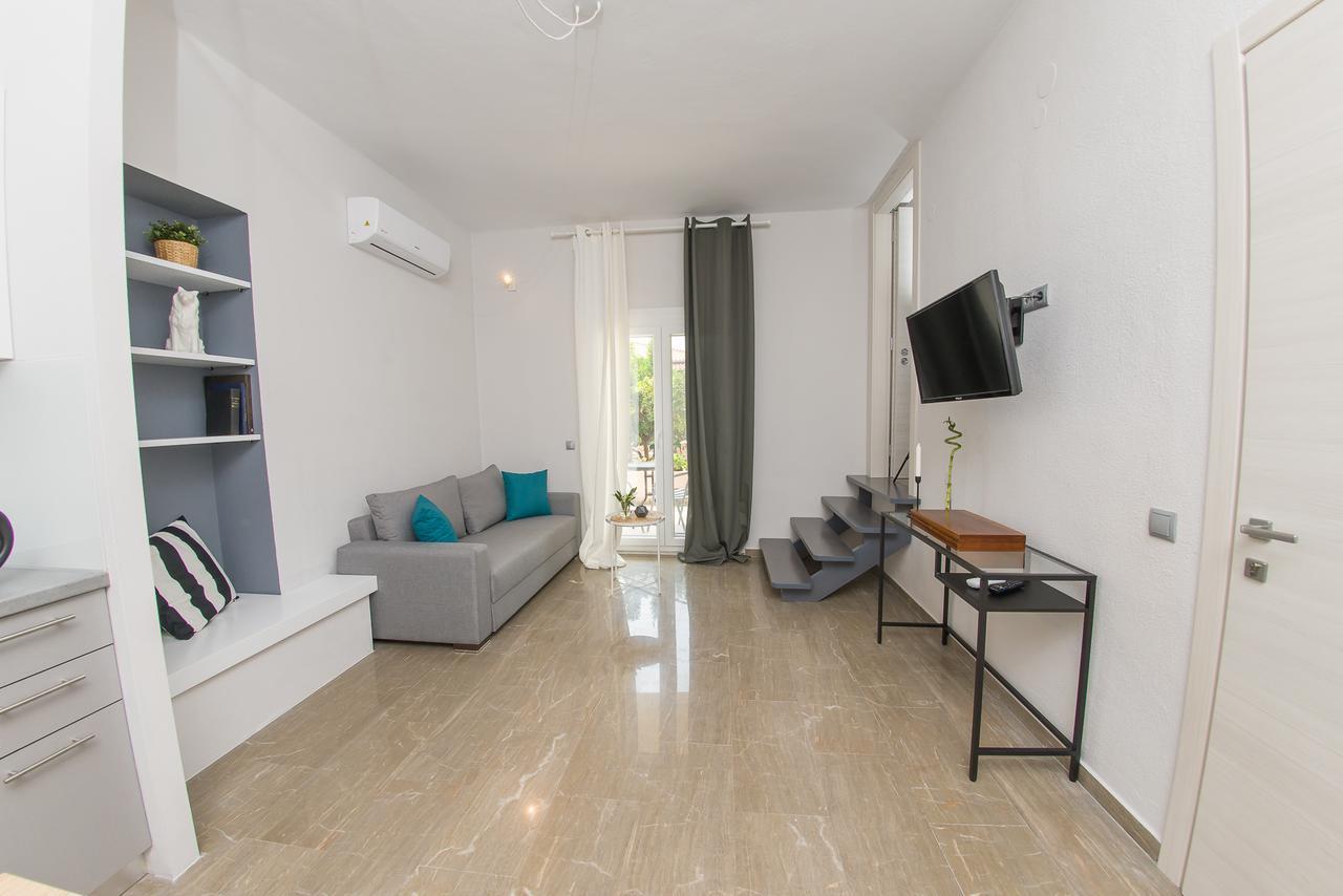 Palio Grey Apartments Палеон-Цифликион Экстерьер фото